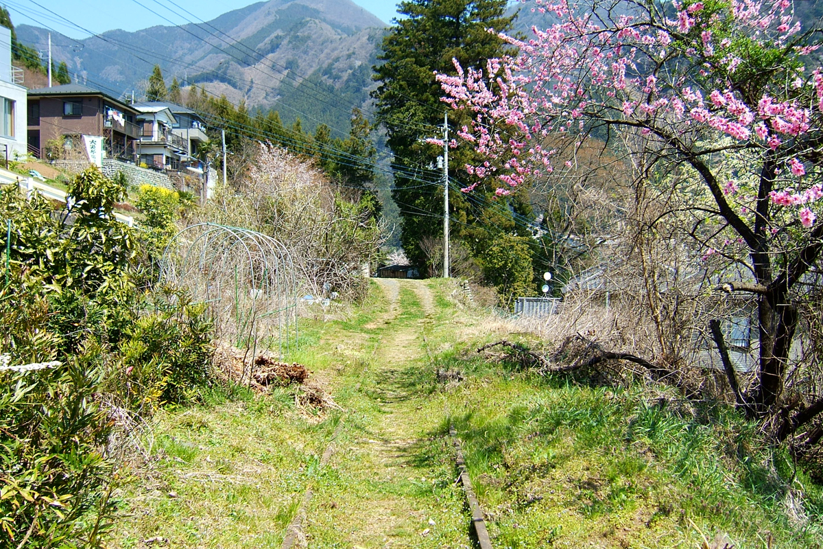 水根貨物線跡