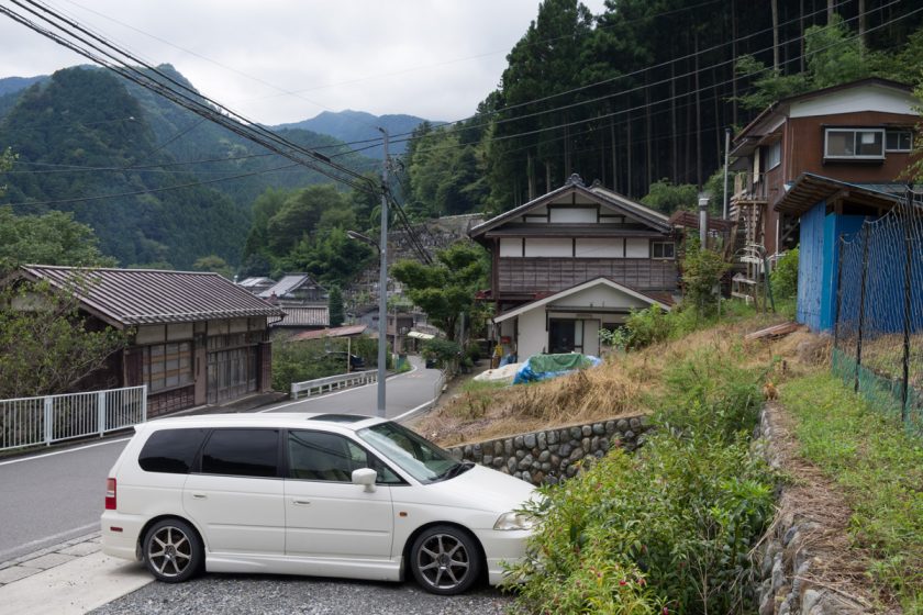 奥多摩町の猫